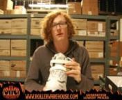 David shows you the Deshi CH1 White Gold Skate for your viewing pleasure. You can check it out at www.rollerwarehouse.com
