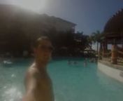 A quick video from my holiday in Jamaica. Mainly playing around with the underwater feature of the GoPro. Music by 10cc - Dreadlock Holiday.
