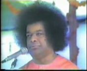 Bhagavan Sri Sathya Sai baba visited Aksa Village, near Mulund, Mumbai., and gives a tallk to the villagers.nnAksa is a village adopted by Sri Sathya Saiseva Organizations , Maharashtra. Here, the Organization had built up big infrastructure containing Agriculture Research Institute, to give training in the latest Agriculture technicsand facilities. Scroes of young people engaged in agriculture and farm actoivotiesfrom all Maharashtra state the are enrolled for purpose of this training. nD