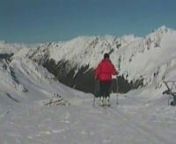 This video gives a taste of the Rainbow Valley ski area in New Zealand, a small and uncrowded gem in the south island&#39;s north end. It was shot back in the days when Rainbow had a chairlift, which has since been replaced by a T-bar.nCamera and video: Graham BarkernMusic: Delusional by Leon Ayers Jr.nStory and photos can be viewed at:nhttp://www.roamingdownunder.com/rainbow-valley