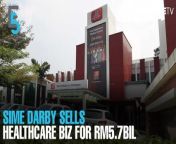 In today’s edition of Evening 5 — Sime Darby sells its interest in Ramsay Sime Darby Health Care to Columbia Asia Healthcare for RM5.7 billion. Meanwhile, LTAT issues an unconditional takeover offer for the remaining shares it does not own in Boustead Plantations at RM1.55 per share.&#60;br/&#62;