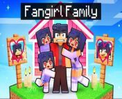 Having a FAN GIRL FAMILY in Minecraft! from minecraft how to make living room