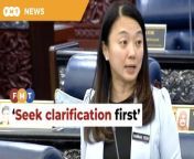 Youth and sports minister Hannah Yeoh says the Malaysian Motor Sports Association will ‘correct the facts’ regarding the Formula E-prix final.&#60;br/&#62;&#60;br/&#62;Read More: https://www.freemalaysiatoday.com/category/nation/2024/03/13/check-with-ministry-before-publishing-hearsay-hannah-tells-columnists/&#60;br/&#62;&#60;br/&#62;Laporan Lanjut: https://www.freemalaysiatoday.com/category/bahasa/tempatan/2024/03/13/minta-penjelasan-sebelum-siar-pandangan-hannah-beritahu-kolumnis/&#60;br/&#62;&#60;br/&#62;Free Malaysia Today is an independent, bi-lingual news portal with a focus on Malaysian current affairs.&#60;br/&#62;&#60;br/&#62;Subscribe to our channel - http://bit.ly/2Qo08ry&#60;br/&#62;------------------------------------------------------------------------------------------------------------------------------------------------------&#60;br/&#62;Check us out at https://www.freemalaysiatoday.com&#60;br/&#62;Follow FMT on Facebook: https://bit.ly/49JJoo5&#60;br/&#62;Follow FMT on Dailymotion: https://bit.ly/2WGITHM&#60;br/&#62;Follow FMT on X: https://bit.ly/48zARSW &#60;br/&#62;Follow FMT on Instagram: https://bit.ly/48Cq76h&#60;br/&#62;Follow FMT on TikTok : https://bit.ly/3uKuQFp&#60;br/&#62;Follow FMT Berita on TikTok: https://bit.ly/48vpnQG &#60;br/&#62;Follow FMT Telegram - https://bit.ly/42VyzMX&#60;br/&#62;Follow FMT LinkedIn - https://bit.ly/42YytEb&#60;br/&#62;Follow FMT Lifestyle on Instagram: https://bit.ly/42WrsUj&#60;br/&#62;Follow FMT on WhatsApp: https://bit.ly/49GMbxW &#60;br/&#62;------------------------------------------------------------------------------------------------------------------------------------------------------&#60;br/&#62;Download FMT News App:&#60;br/&#62;Google Play – http://bit.ly/2YSuV46&#60;br/&#62;App Store – https://apple.co/2HNH7gZ&#60;br/&#62;Huawei AppGallery - https://bit.ly/2D2OpNP&#60;br/&#62;&#60;br/&#62;#FMTNews #HannahYeoh #TaylorSwift #CommonwealthGames #FormulaERace