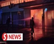 A medicine manufacturing factory at Jalan Kuala Kangsar, Ipoh, has been destroyed by a fire on Tuesday (March 19) night.&#60;br/&#62;&#60;br/&#62;The Perak Fire and Rescue Department received an emergency call at 10.25pm and dispatched firefighters from various nearby stations to battle the blaze.&#60;br/&#62;&#60;br/&#62;Read more at https://tinyurl.com/369vnn35&#60;br/&#62;&#60;br/&#62;WATCH MORE: https://thestartv.com/c/news&#60;br/&#62;SUBSCRIBE: https://cutt.ly/TheStar&#60;br/&#62;LIKE: https://fb.com/TheStarOnline