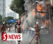 Seven passengers and the driver on a RapidKL bus had the fright of their lives when the vehicle caught fire along Jalan Syed Putra in Kuala Lumpur, heading towards Jalan Klang Lama, on Tuesday (March 5) morning.&#60;br/&#62;&#60;br/&#62;Read more at https://shorturl.at/ahjB1&#60;br/&#62;&#60;br/&#62;WATCH MORE: https://thestartv.com/c/news&#60;br/&#62;SUBSCRIBE: https://cutt.ly/TheStar&#60;br/&#62;LIKE: https://fb.com/TheStarOnline