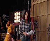 The Middle’s Patricia Heaton isn&#39;t a fan of Fozzie Bear&#39;s standup routine. The series premiere of new comedy The Muppets is Tuesday September 22nd on ABC!