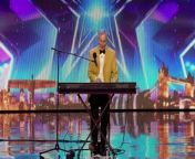 David Forest’s never ending song leaves Simon buzzing