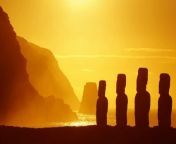 Easter Island documentary in seven parts. Origin of the island, geography, population, stone figures, historical chronology and more.&#60;br/&#62;Playlist ,,Easter Island,, HERE: https://dailymotion.com/playlist/x869l4&#60;br/&#62;Follow me HERE: https://www.dailymotion.com/wchronicles930