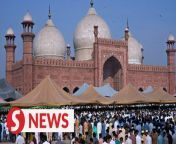 Pakistani Muslims held mass prayers to celebrate Eid al-Fitr, one of the two major festivals in the Islamic calendar that marks the end of the fasting month of Ramadan, on Wednesday (April 10). &#60;br/&#62;&#60;br/&#62;WATCH MORE: https://thestartv.com/c/news&#60;br/&#62;SUBSCRIBE: https://cutt.ly/TheStar&#60;br/&#62;LIKE: https://fb.com/TheStarOnline&#60;br/&#62;