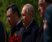 Putin lays flowers at tomb of soldier on Victory DaySource: Reuters